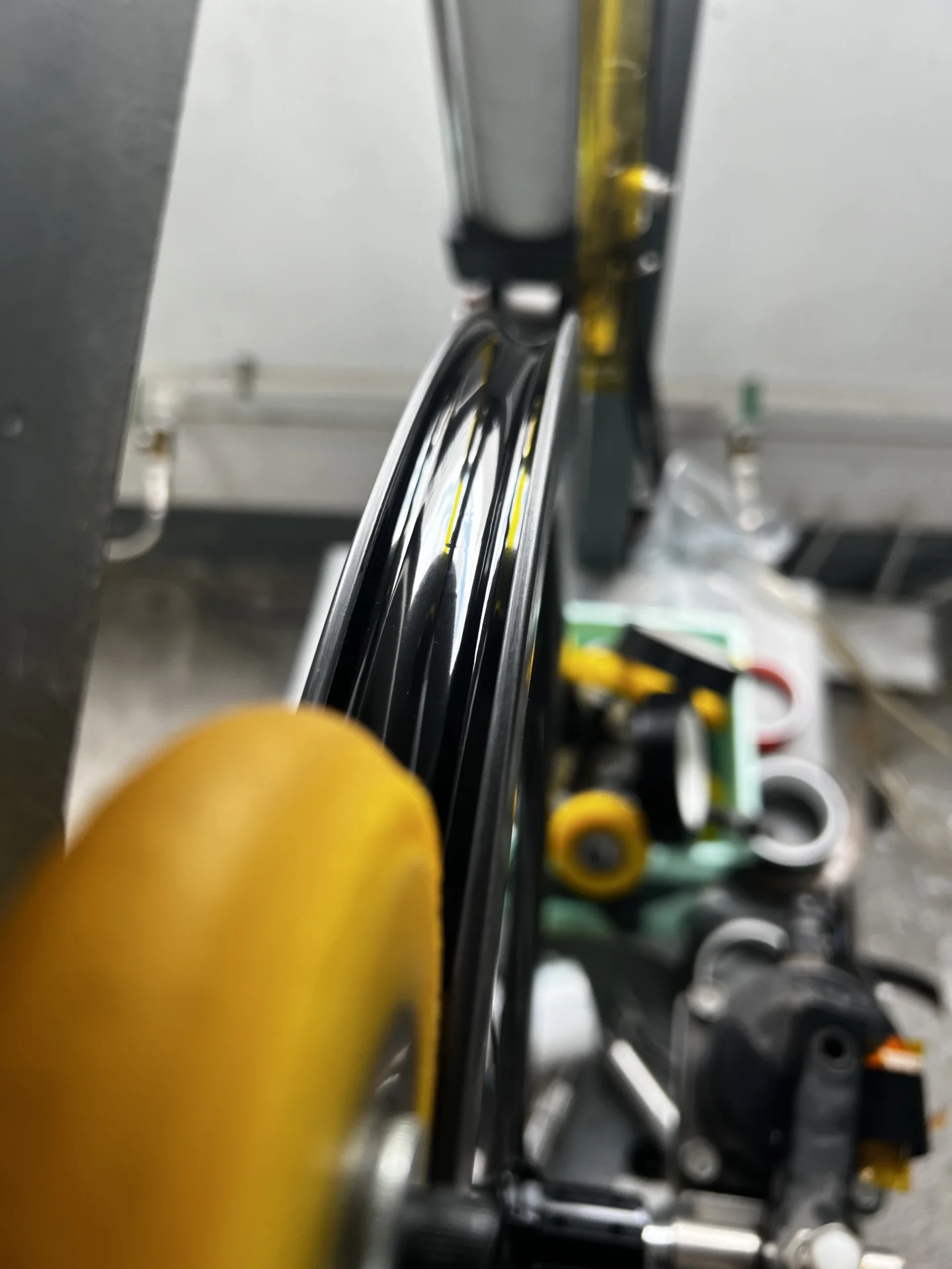 出货一组 真空胶带要想装得平 很简单