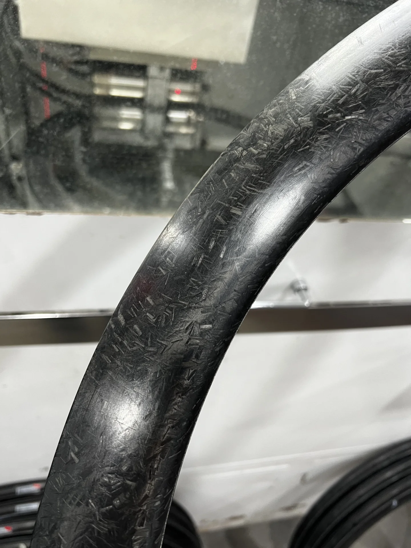 轮圈的各种外观纹理并不会提高性能