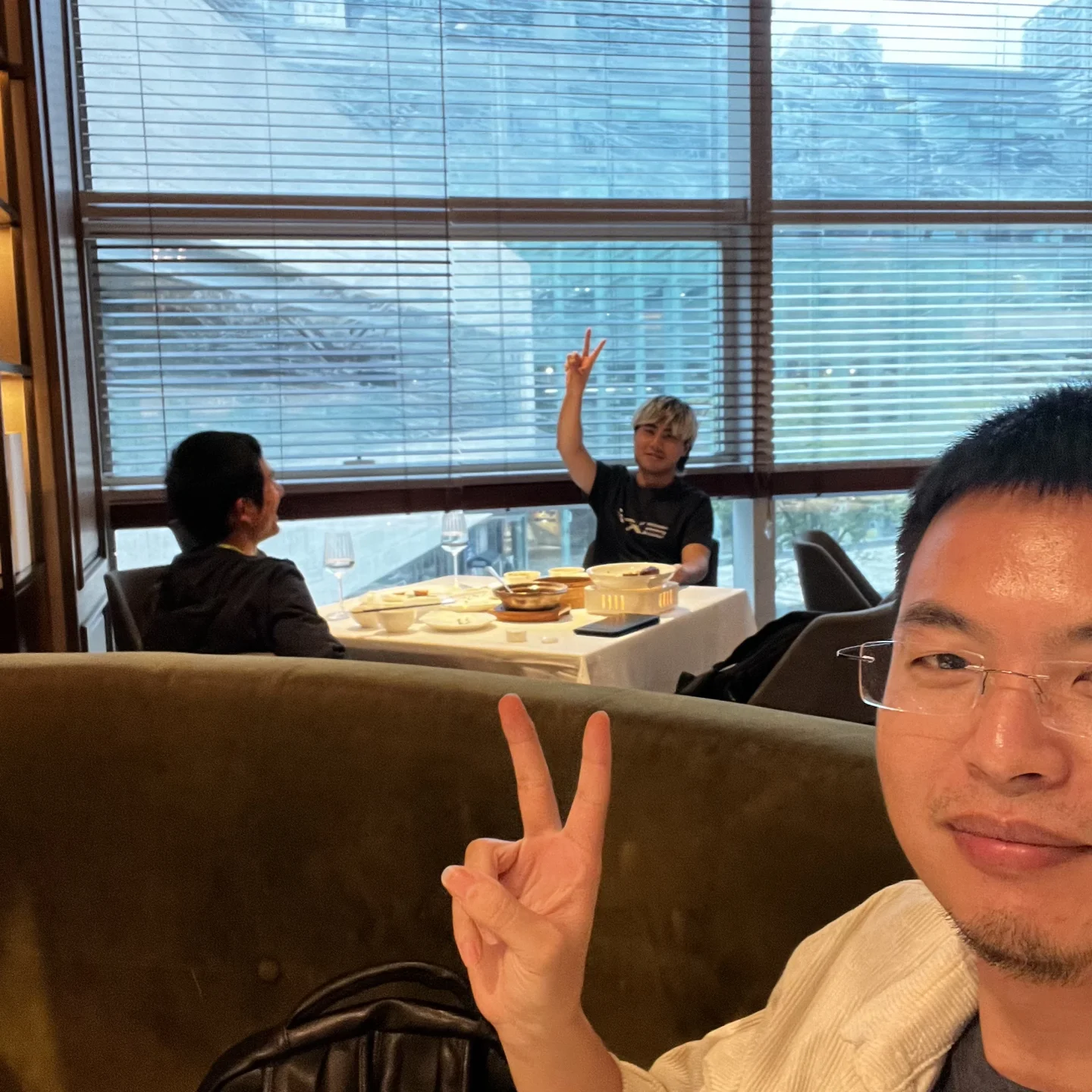 来吃个饭，偶遇网红，